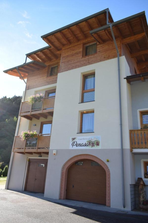 Appartamenti Penasa Renato Commezzadura Exterior photo